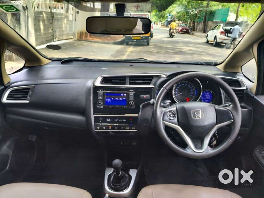Honda Jazz V Mt Privilege, 2016, Petrol