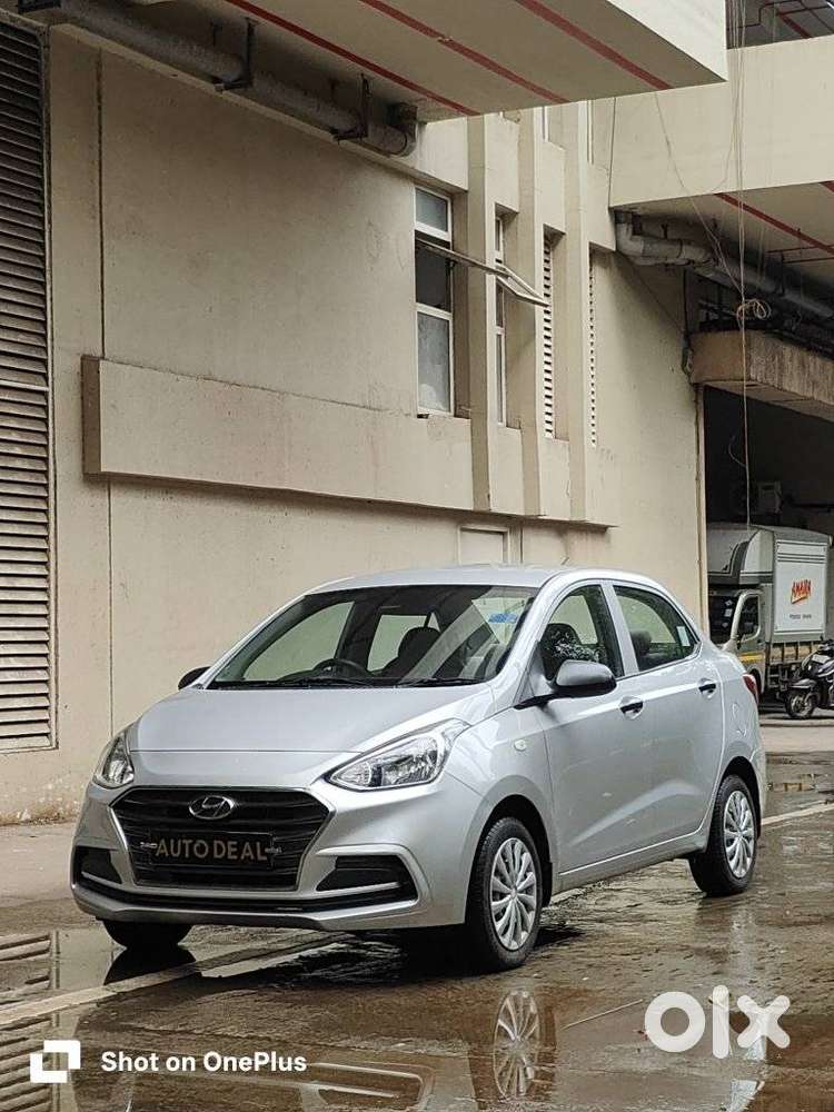 Hyundai Xcent Base 1.2, 2018, Petrol