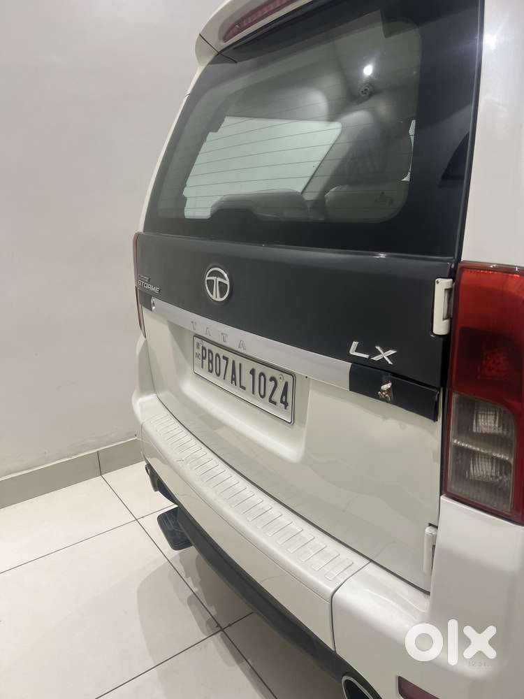 Tata Safari Storme Lx, 2013, Diesel