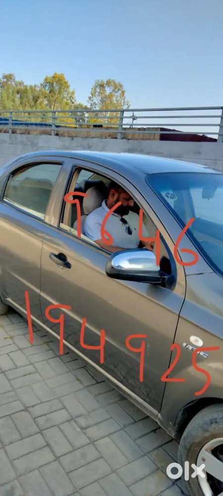 Chevrolet Aveo 2011 Petrol 79000 Km Driven