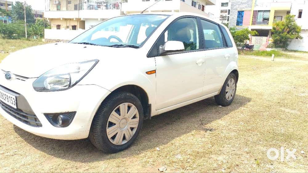 Ford Figo Lxi Duratec 2012
