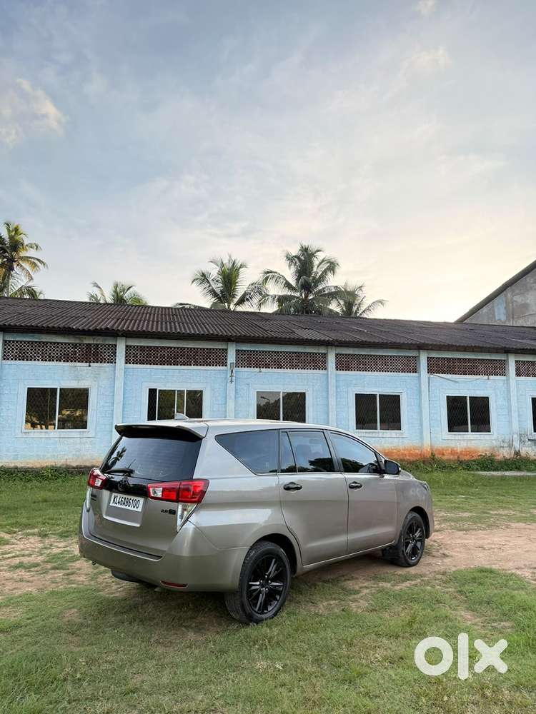Toyota Innova Crysta 2.8z Diesel Automatic