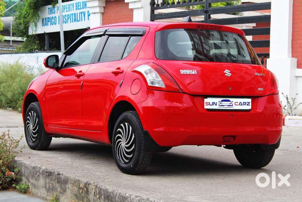 Maruti Suzuki Swift Vxi + Manual, 2016, Petrol