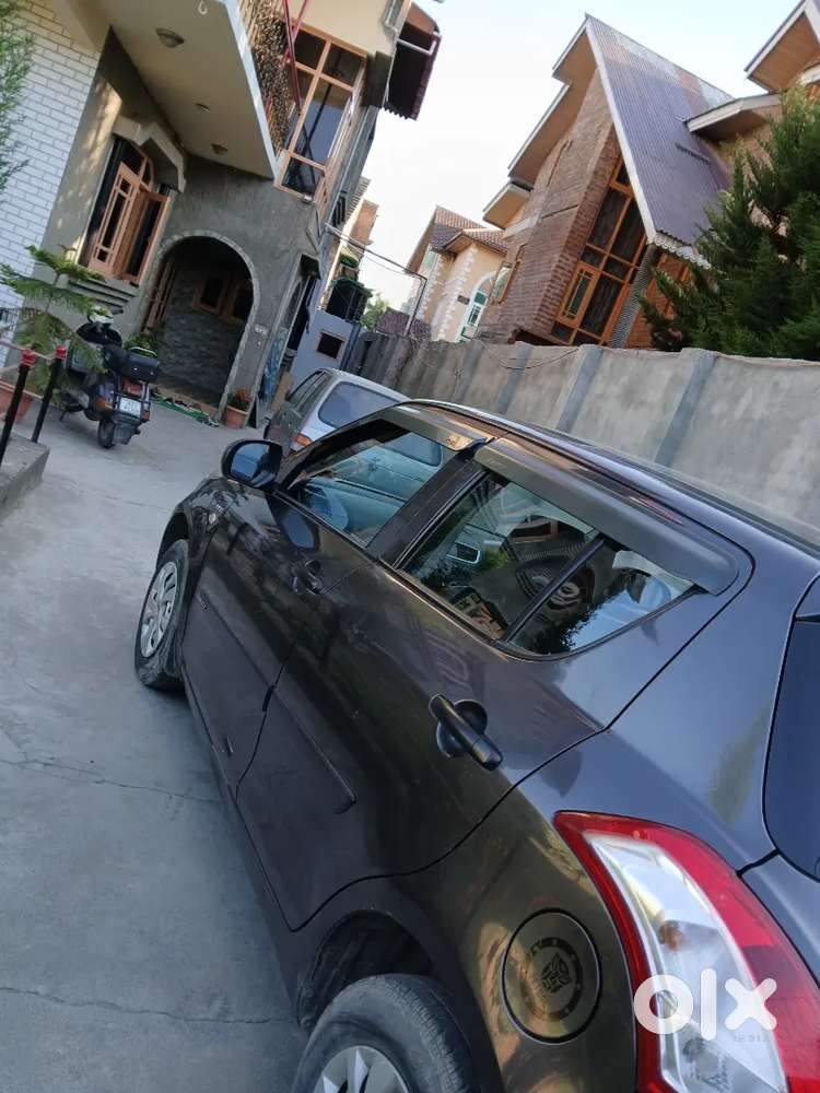 Maruti Suzuki Swift 2017 Petrol Well Maintained