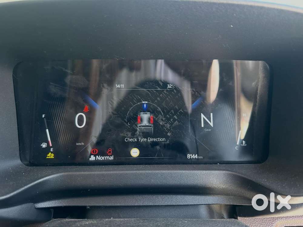 Mahindra Thar Roxx Ax7 L Diesel Mt 4wd, 2025, Diesel