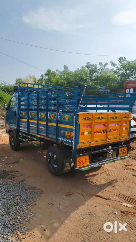 Tata Intra 2013 Model Well Condition