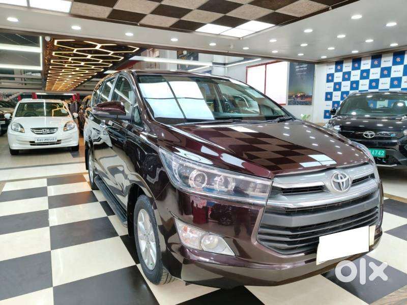 Toyota Innova Crysta [2020-ongoing] 2.4 Vx 7 Str, 2017, Diesel