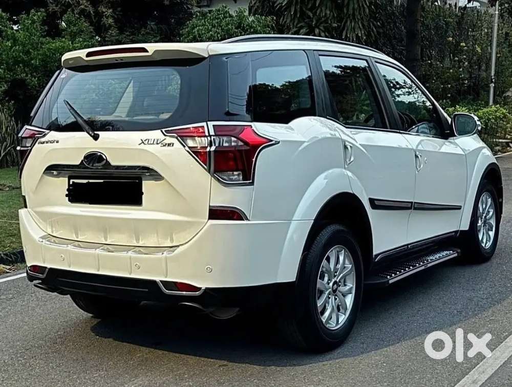 Mahindra Xuv500 2017 Diesel 45000 Km Driven