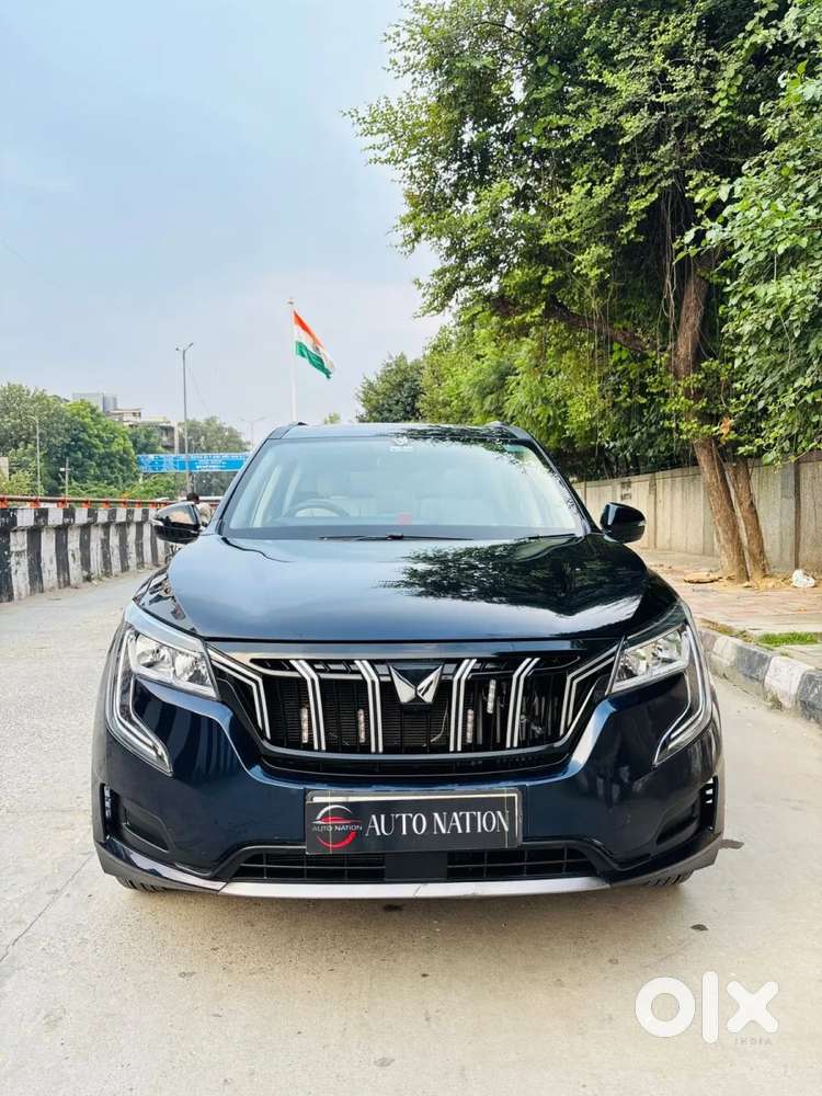 Mahindra Xuv700 2.0 Ax 5 Petrol Mt 7 Str, 2025, Petrol