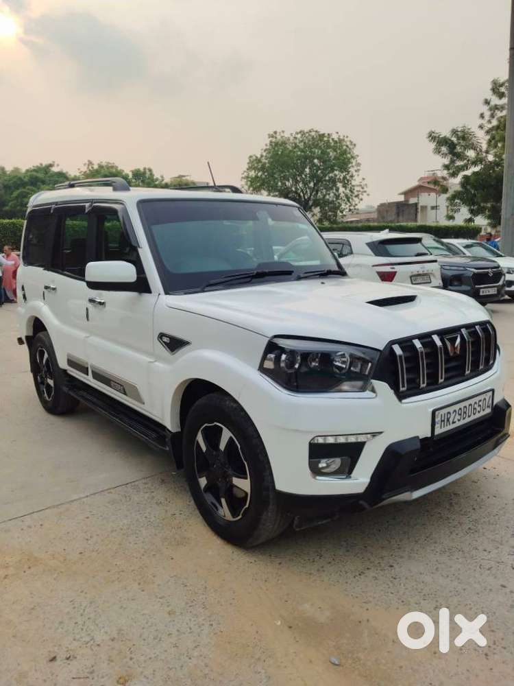 Mahindra Scorpio Classic 2.2 S 11 Mt 7 Str, 2024, Diesel