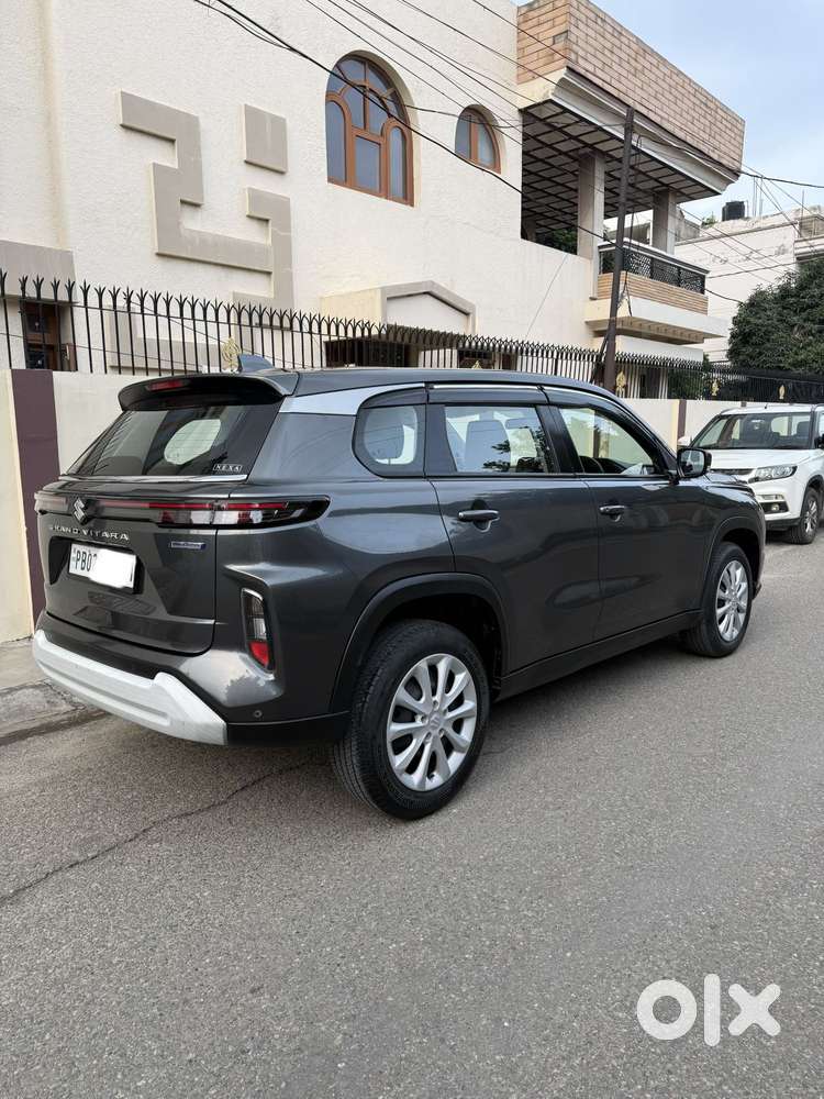 Maruti Suzuki Grand Vitara 1.5 Delta Smart Hybrid At, 2023, Petrol