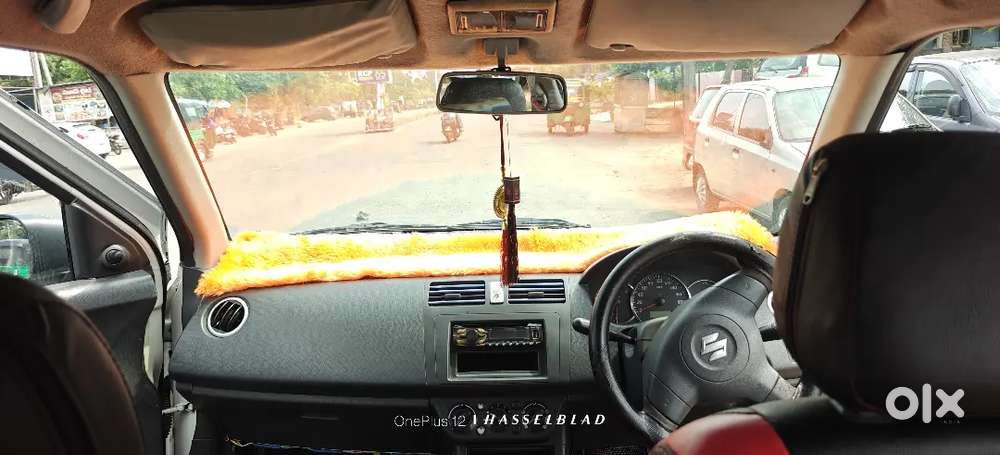 Maruti Suzuki Swift Dzire 2010