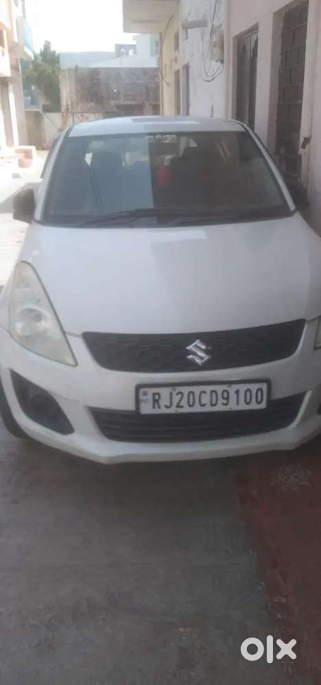 Maruti Suzuki Swift 2015 Cng & Petrol 180000 Km Driven