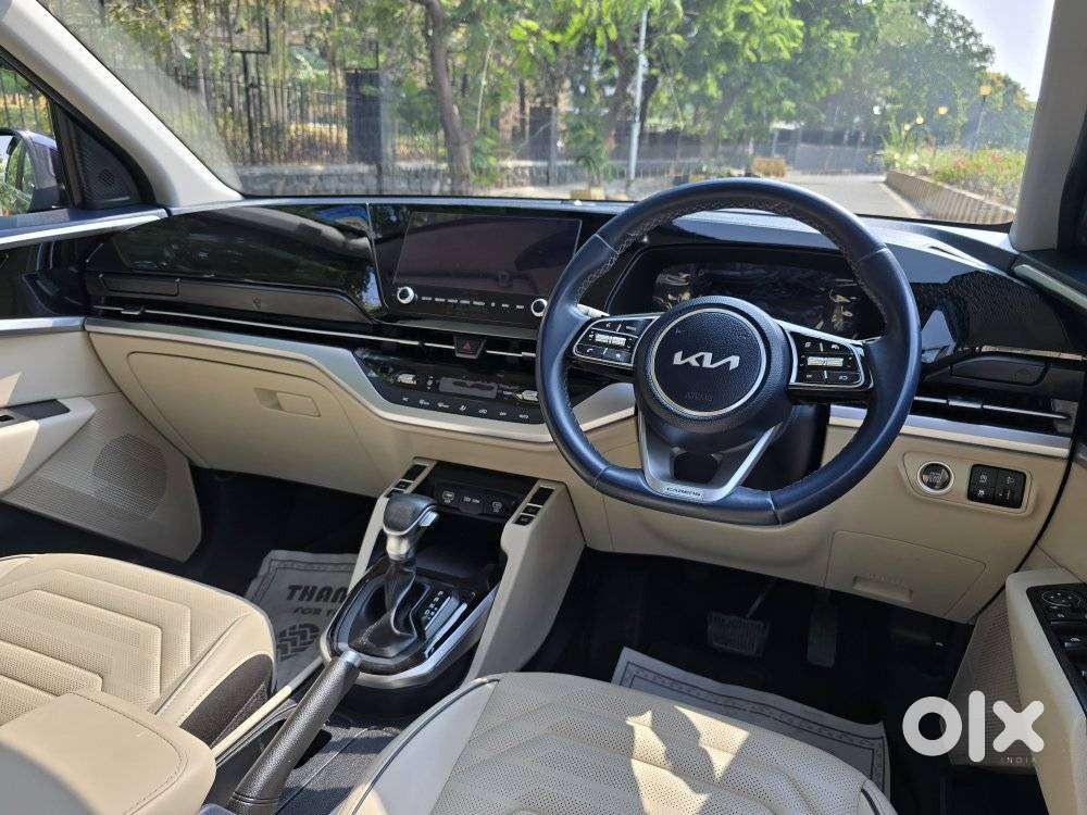 Kia Carens Luxury (o)1.5 Turbo Petrol Dct 7 Str, 2023, Petrol