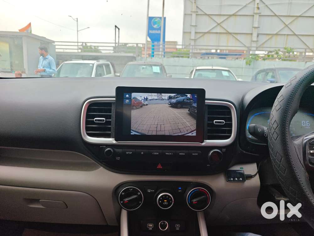 Hyundai Venue 1.2 S (o), 2025, Cng & Hybrids