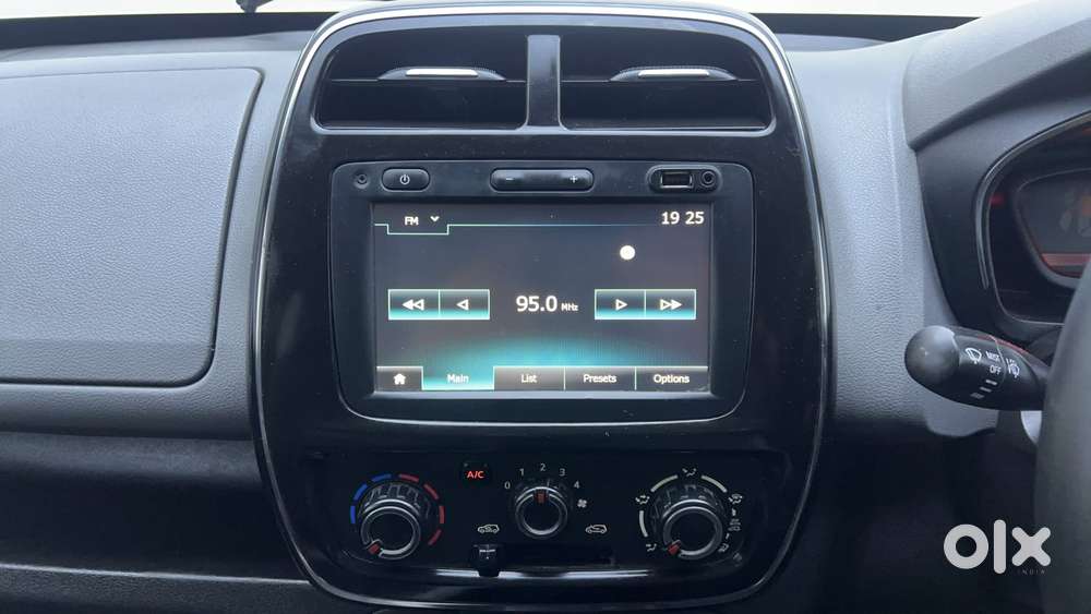 Renault Kwid 1.0 Rxt Sce Special (o), 2017, Petrol