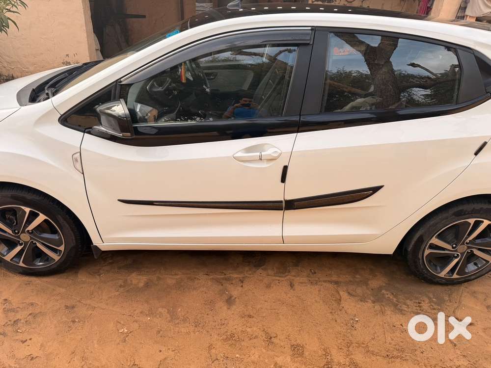Tata Altroz Xz Plus Petrol Edition Start Stop Push Button
