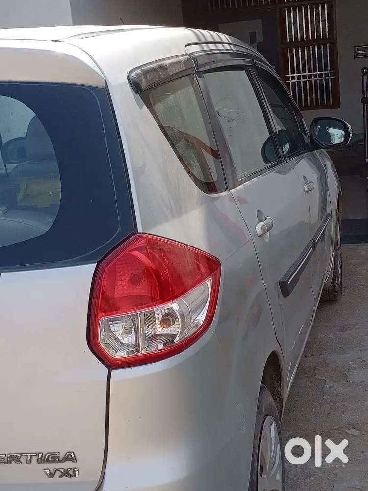 Maruti Suzuki Ertiga 2013