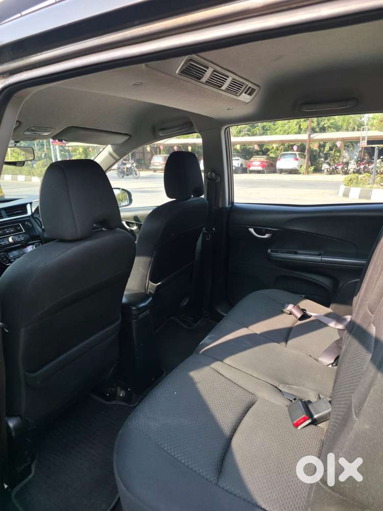 Honda Br-v I-vtec V Mt, 2016, Petrol