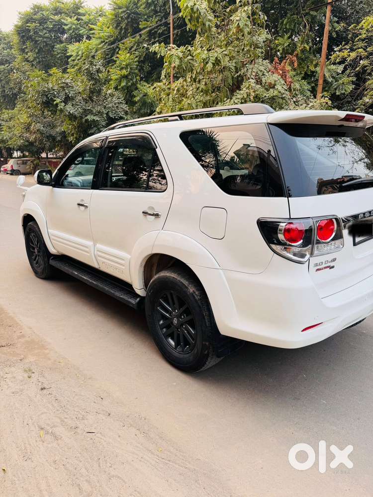 Toyota Fortuner 3.0 4x4 Manual, 2015, Diesel