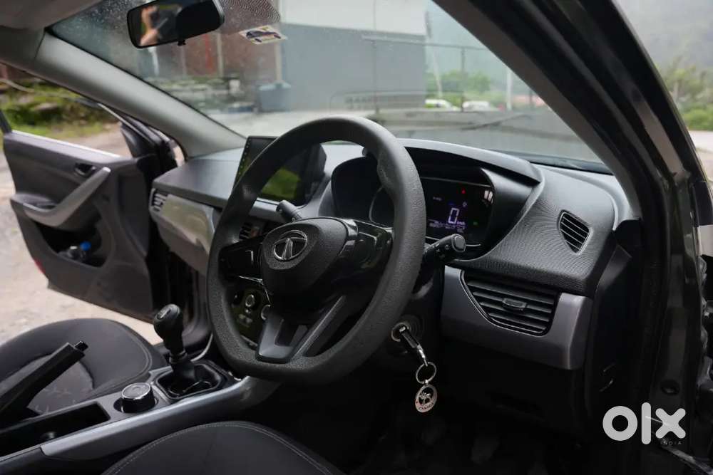 Tata Nexon 2020 Petrol Manual 86000 Km