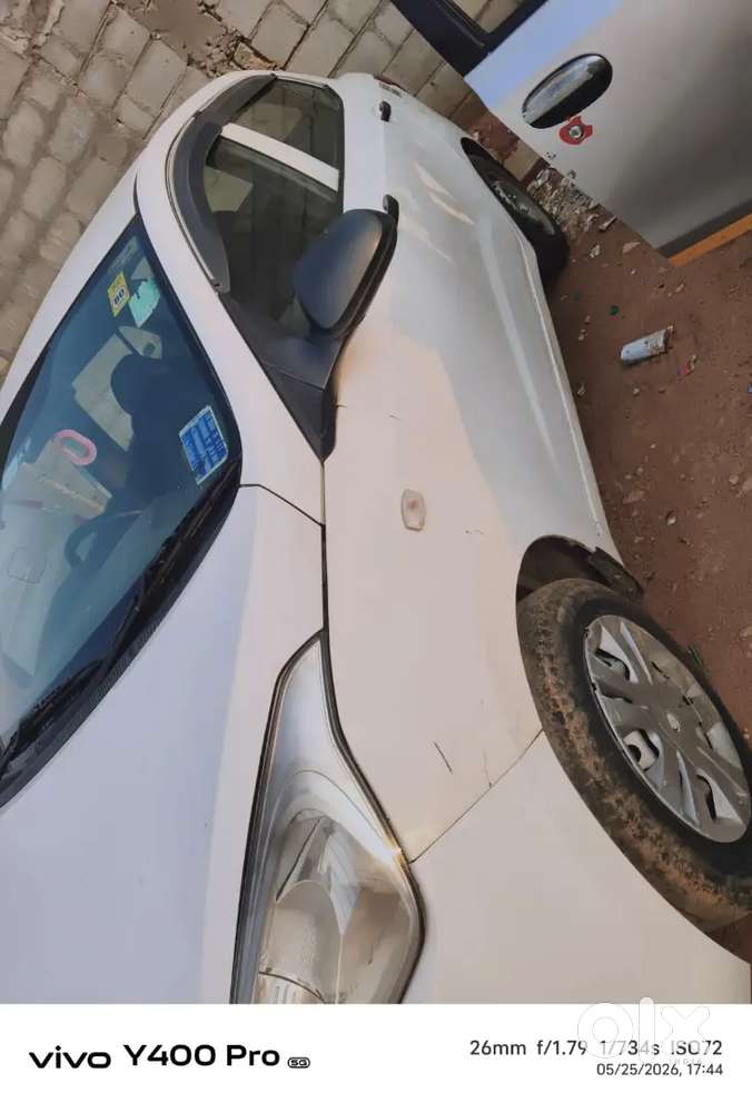 Hyundai Xcent 2020 Diesel 200000 Km Driven Well Maintained Car