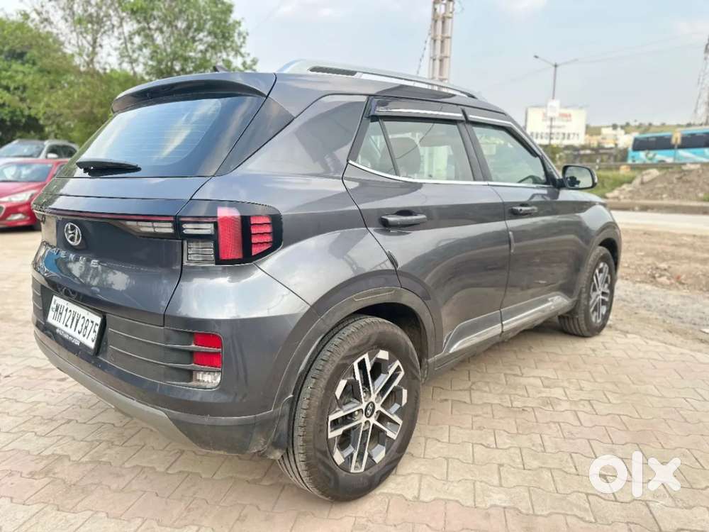Hyundai Venue Sx (o) Mt 1.5 Diesel, 2023, Diesel