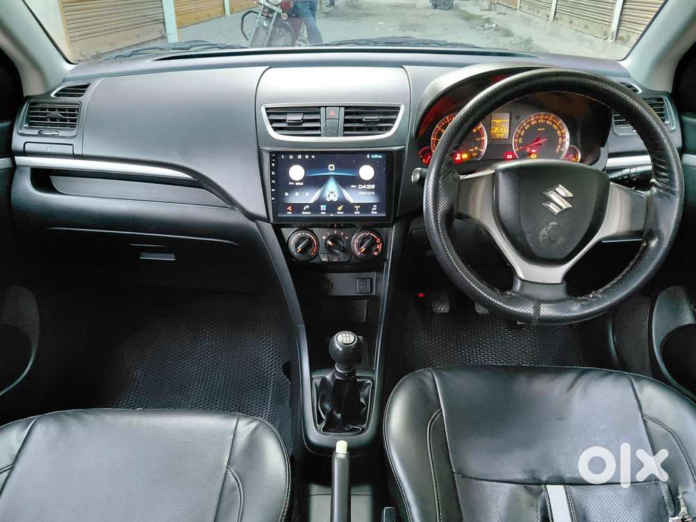 Maruti Suzuki Swift Vxi Optional, 2015, Petrol