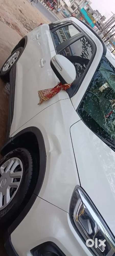 Gadi Achhi Conditions Me Hai. Badi Gadi Lena Hai