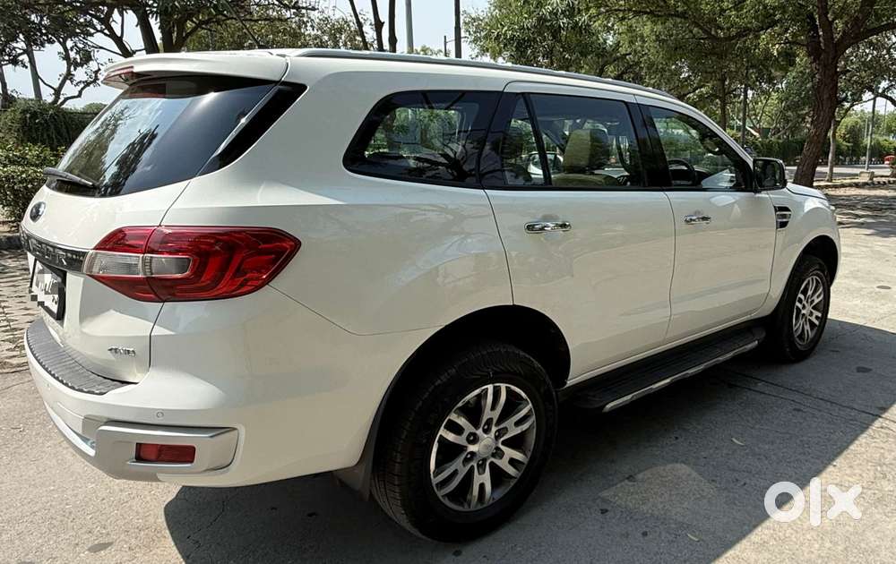 Ford Endeavour 3.2 Titanium 4x4 At, 2017, Diesel