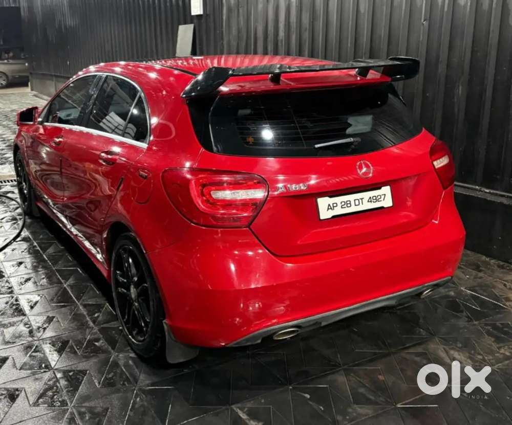 Mercedes-benz A-class 2013.. A180