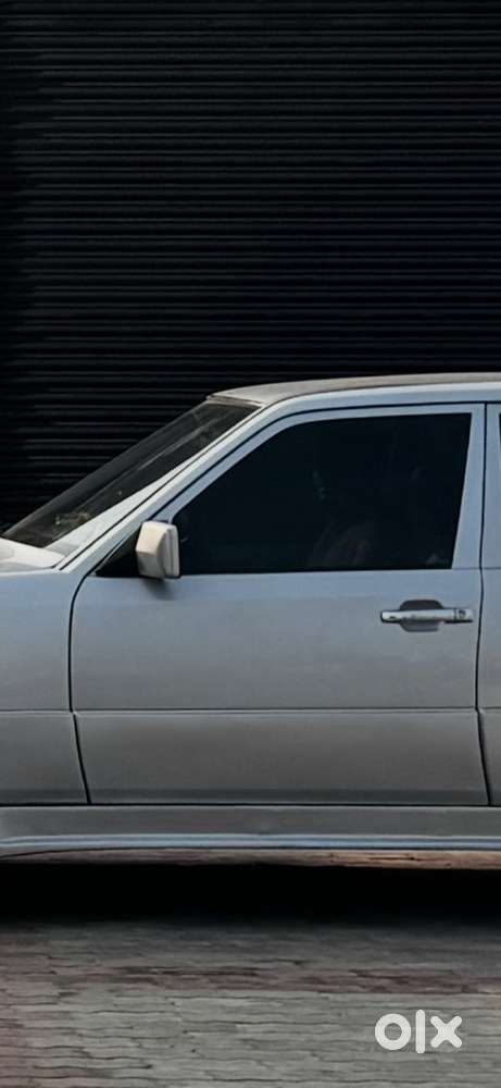 Mercedes-benz E-class 1996 Petrol 115000 Km Driven