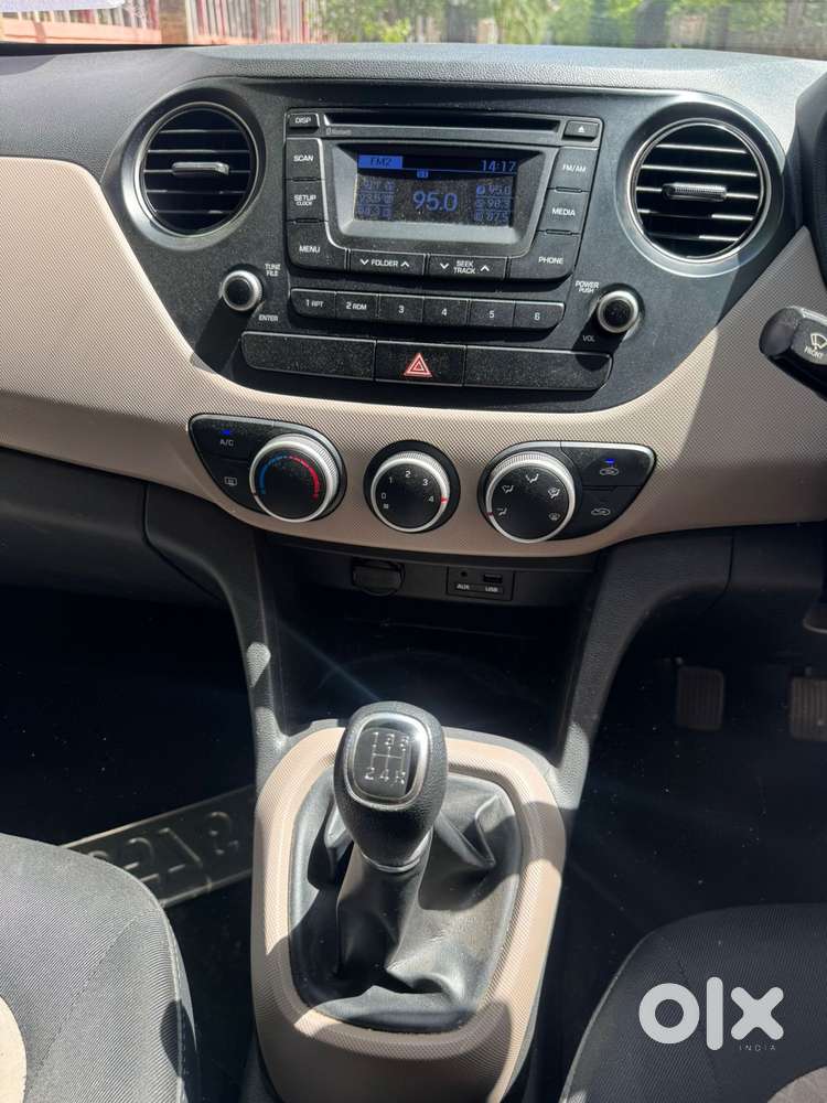 Hyundai Grand I10 2013-2016 Sportz, 2015, Petrol