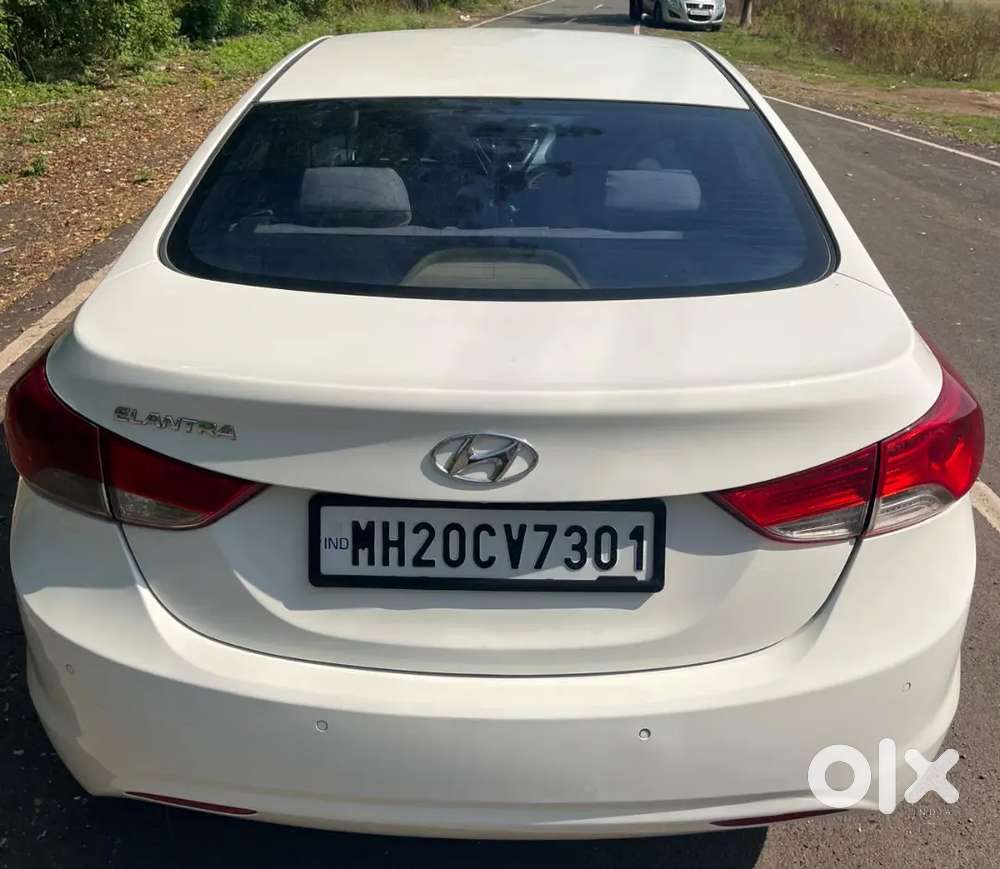 Hyundai Elantra 2013 Diesel 85000 Km Driven