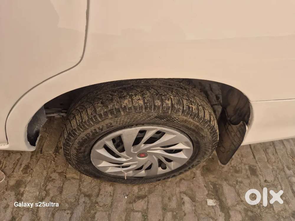 Toyota Innova 2015 Diesel 150000 Km Driven