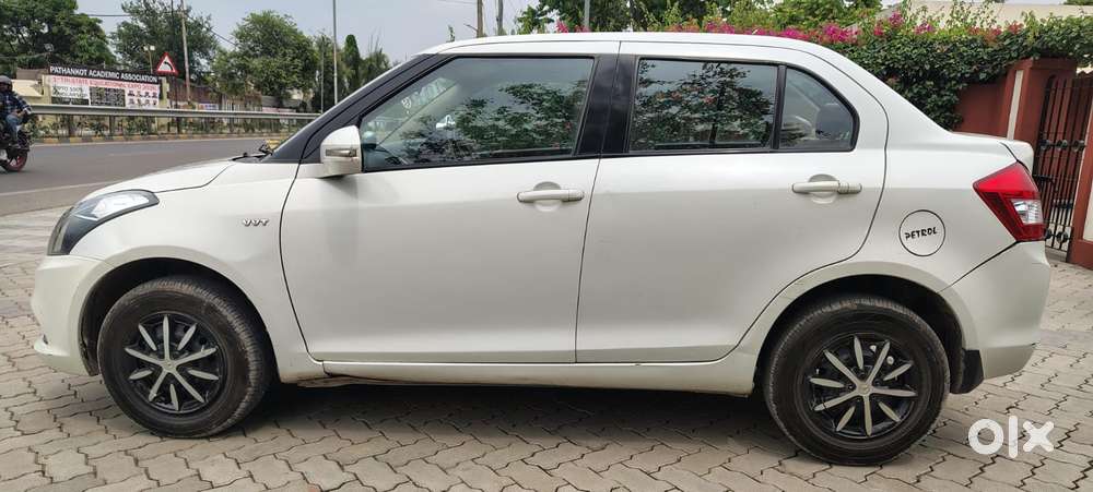 Maruti Suzuki Swift Dzire 1.3 Vxi, 2016, Petrol