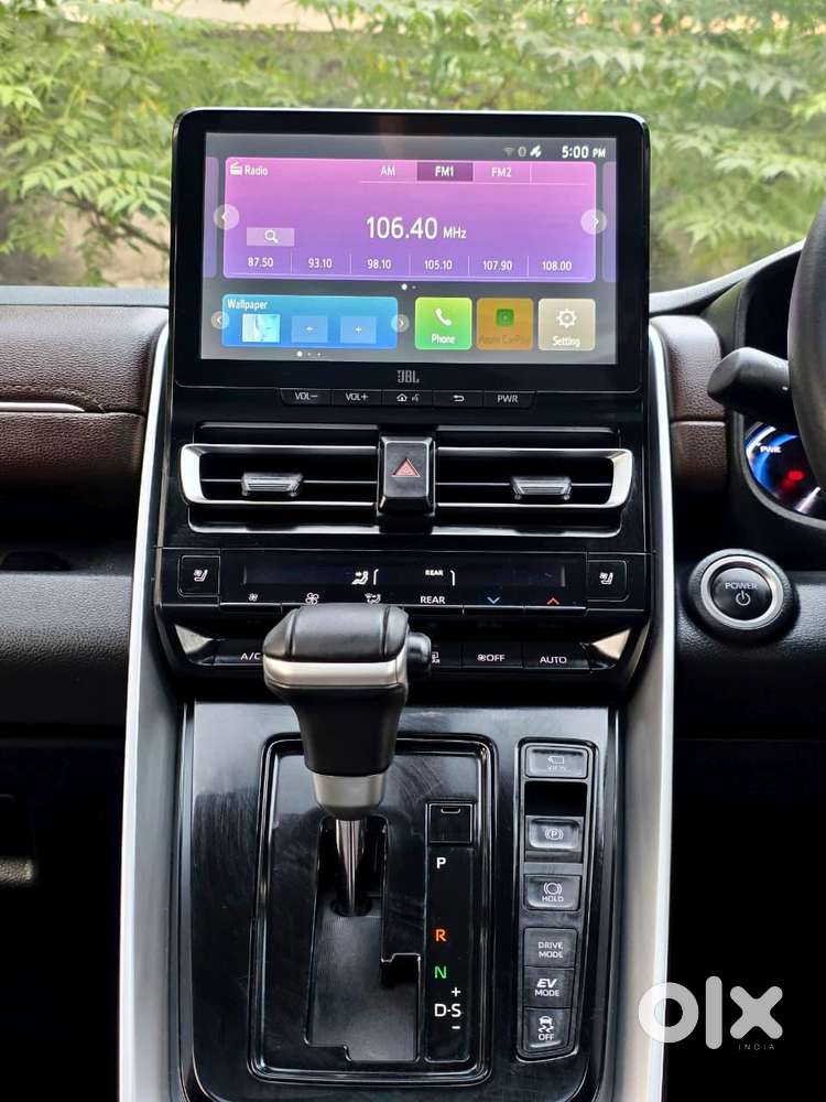 Toyota Innova Hycross 2.0 Zx Hybrid 7 Str, 2024, Petrol