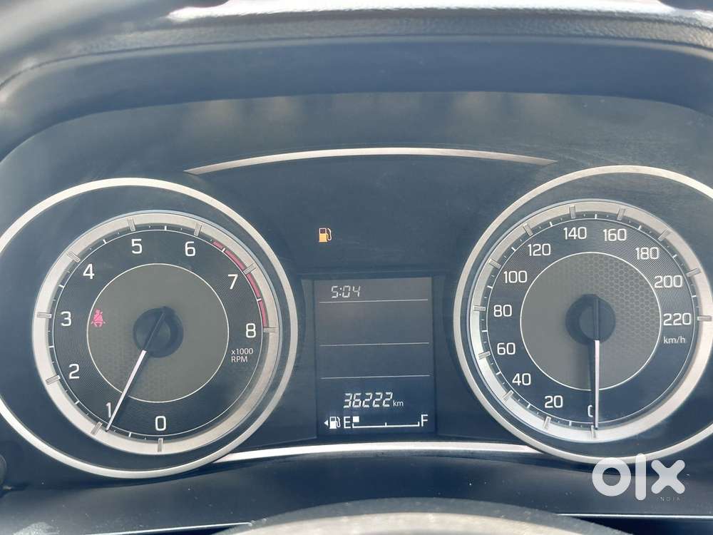Maruti Suzuki Dzire Vxi Ags, 2022, Petrol