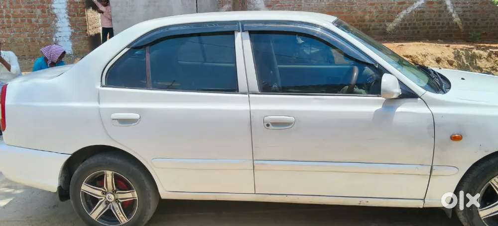 Hyundai Accent Hatchback Petrol 2013