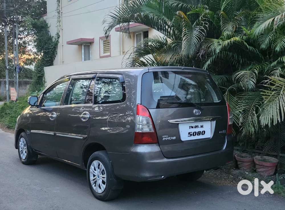 Toyota Innova 2004-2011 2.5 G4 Diesel 8-seater, 2011, Diesel