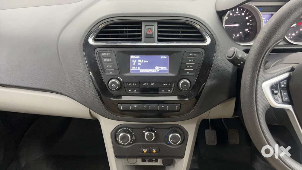 Tata Tiago Xz, 2017, Petrol