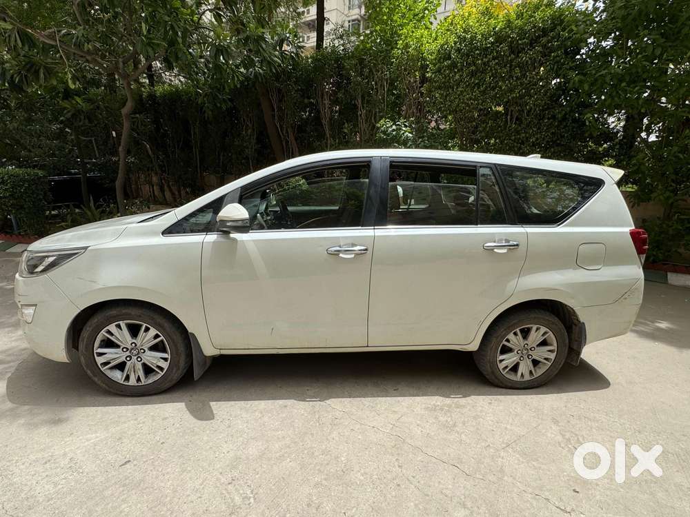 Toyota Innova Crysta 2.8z Automatic, 2019, Diesel