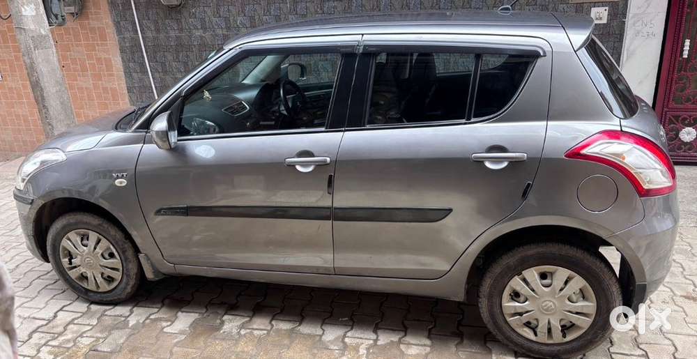 Maruti Suzuki Swift Petrol Manual 2016
