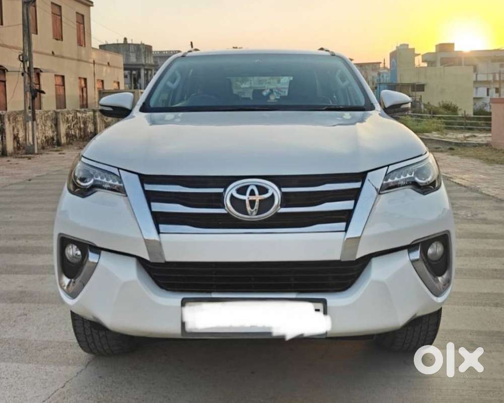 Toyota Fortuner 4x2 At 2.8 Diesel, 2017, Diesel