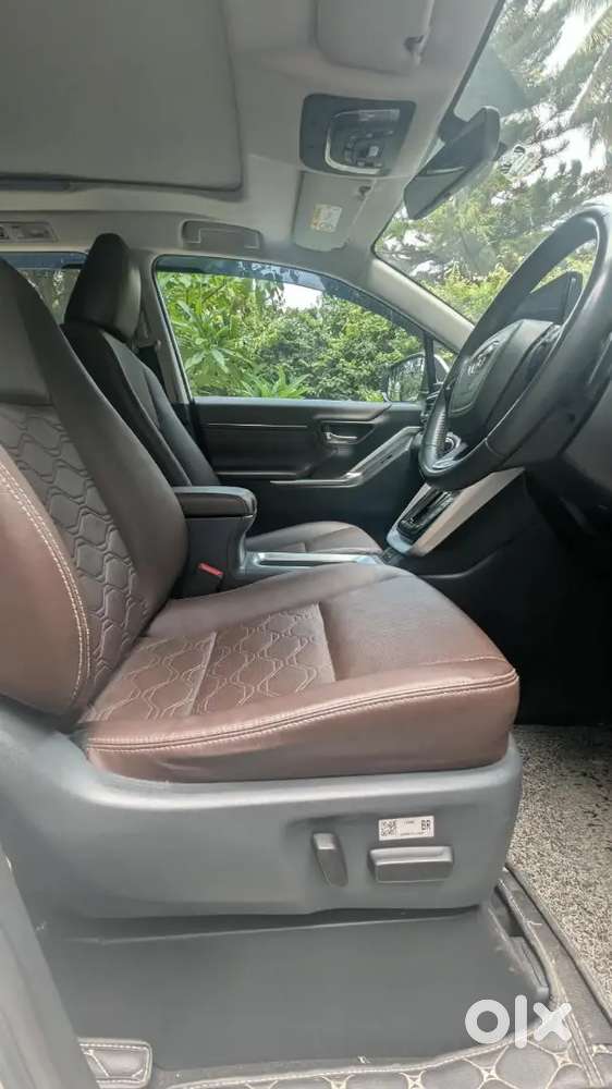 Toyota Innova Hycross 2023 Hybrid 7 Str