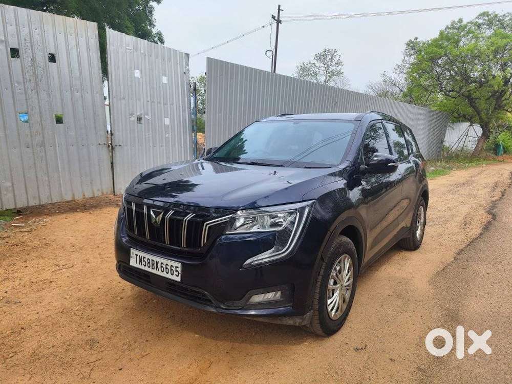 Mahindra Xuv700 2.0 Mx Petrol Mt 5 Str, 2023, Petrol