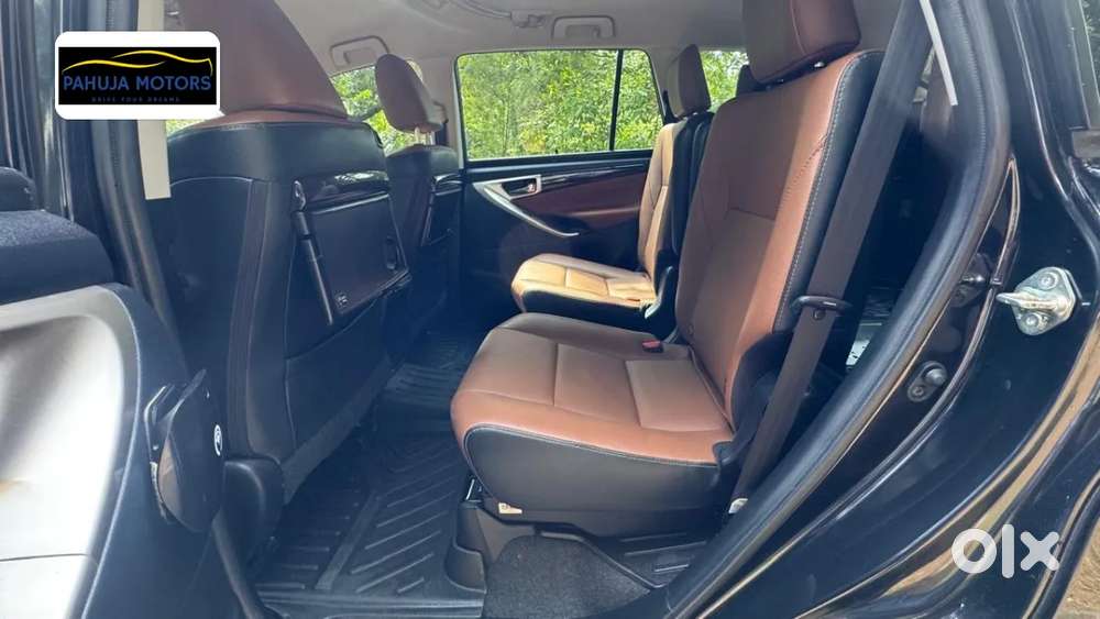 Toyota Innova Crysta 2.7 Zx At, 2022, Petrol