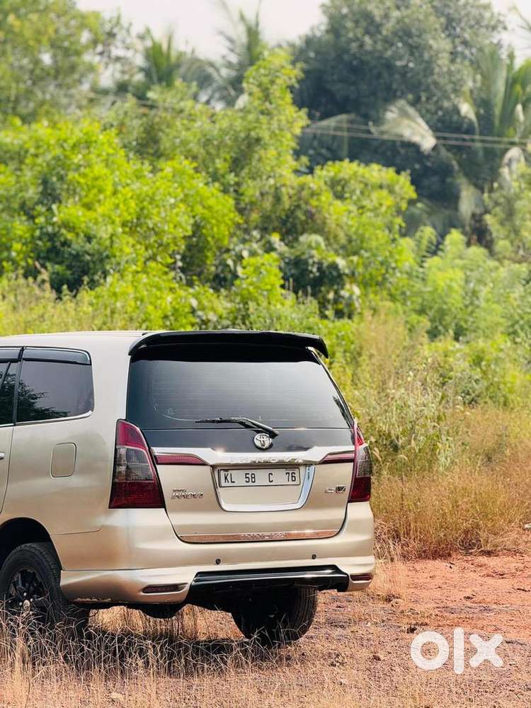Toyota Innova 2009 Diesel Well Maintained