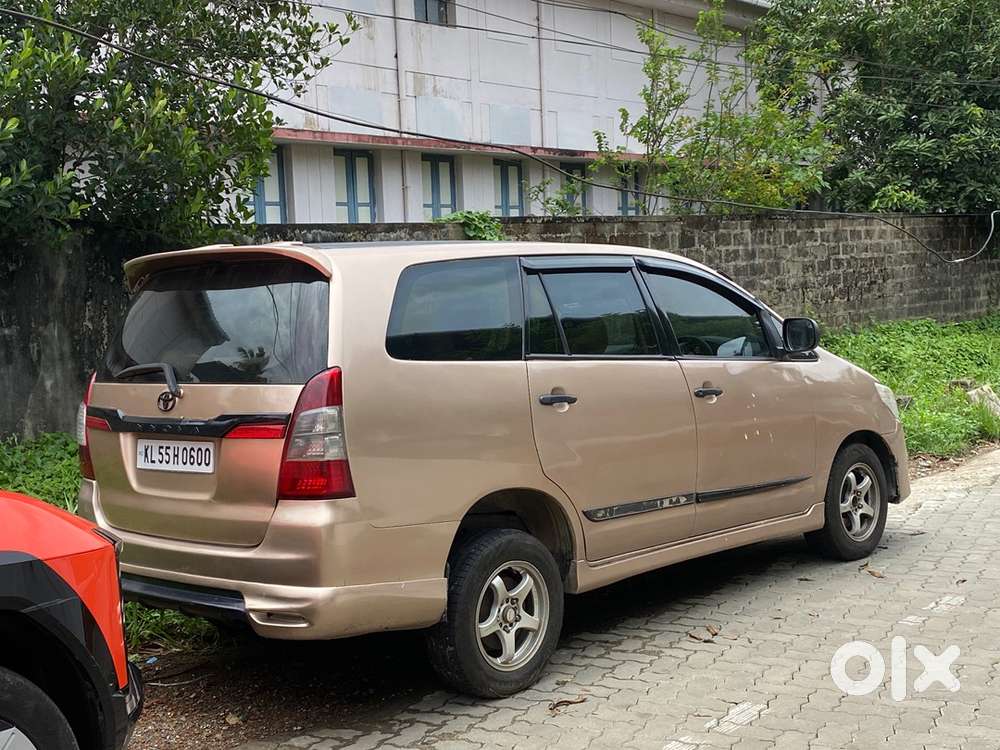 New Paper New Insurance New Tyre Innova 2005 Model