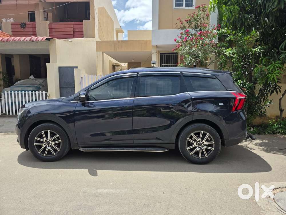 Mahindra Xuv700 2025 Diesel Well Maintained
